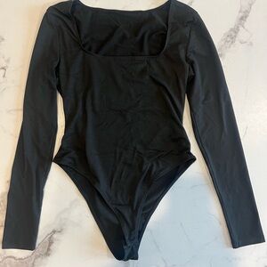 Shein Black Long Sleeve Bodysuit no sz fits m